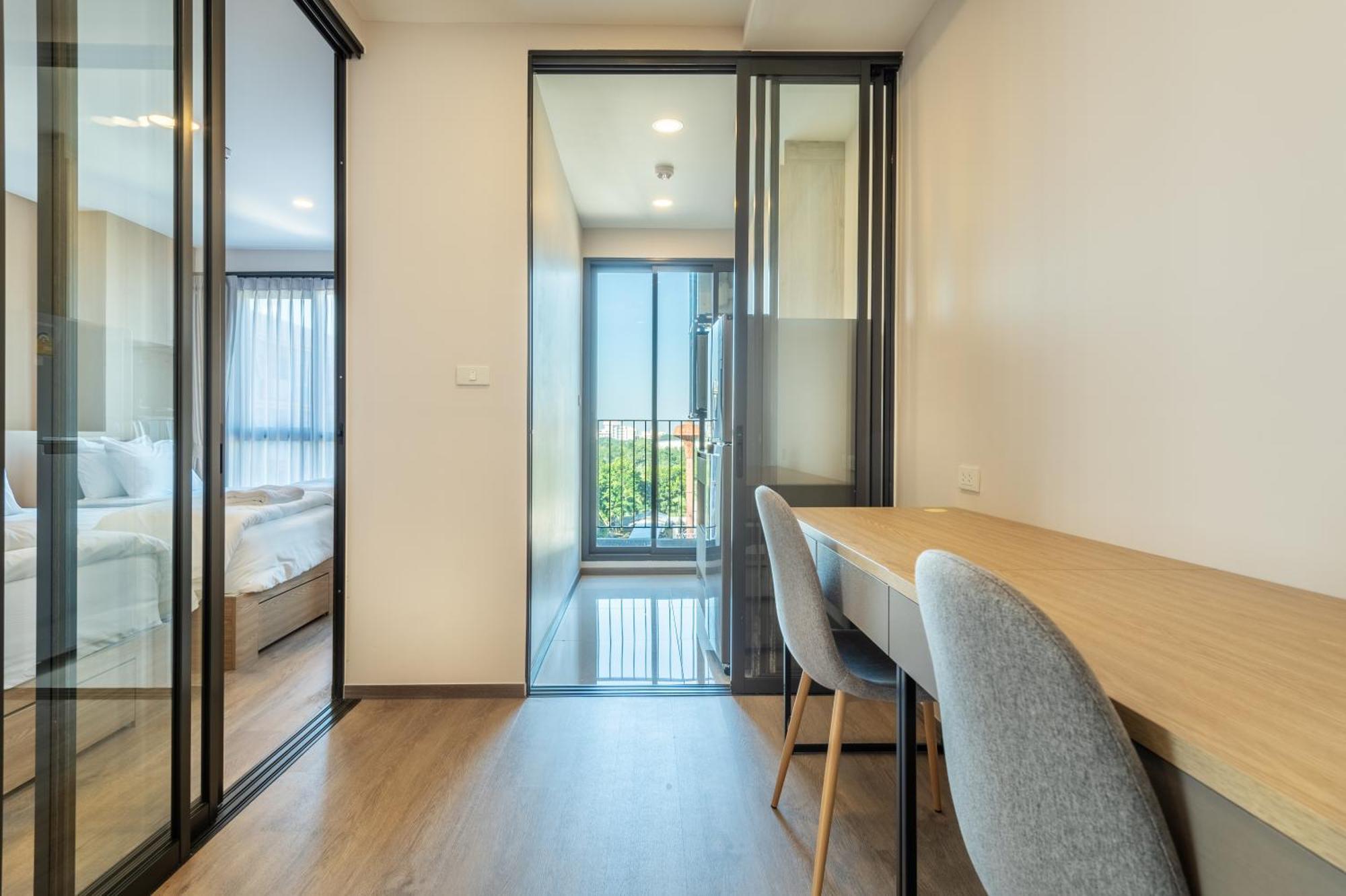 Salaya One Hotel & Service Apartment Exterior photo