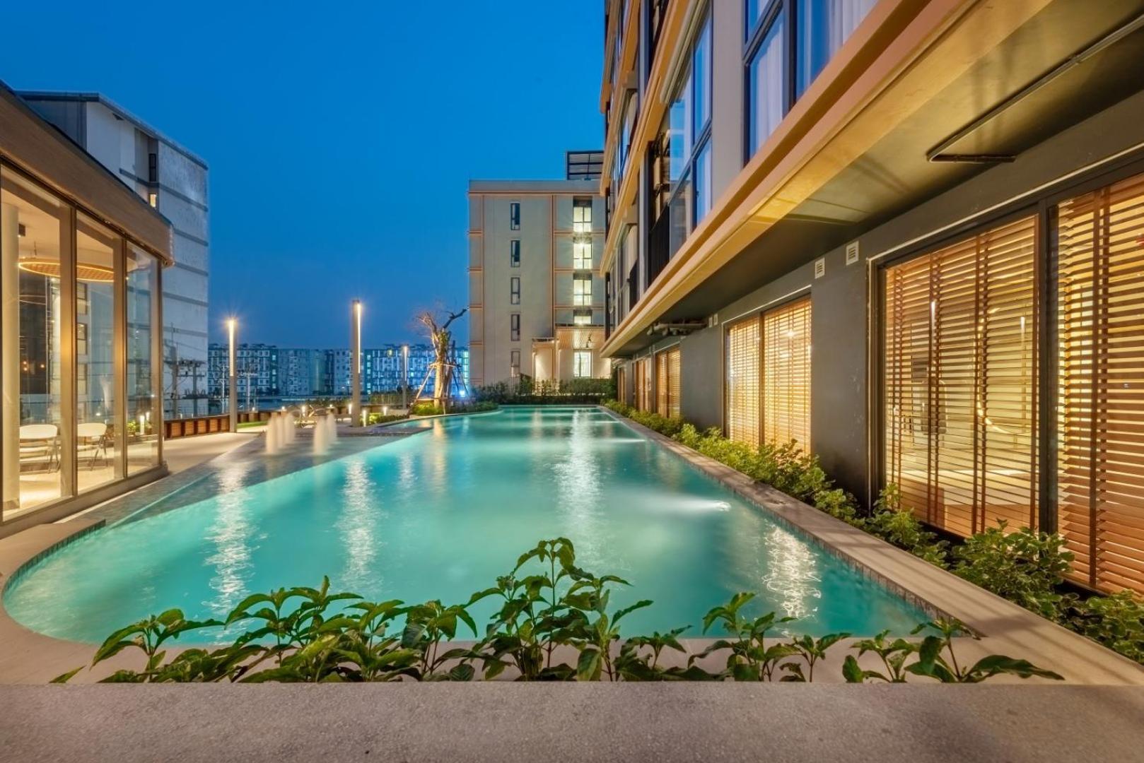 Salaya One Hotel & Service Apartment Exterior photo