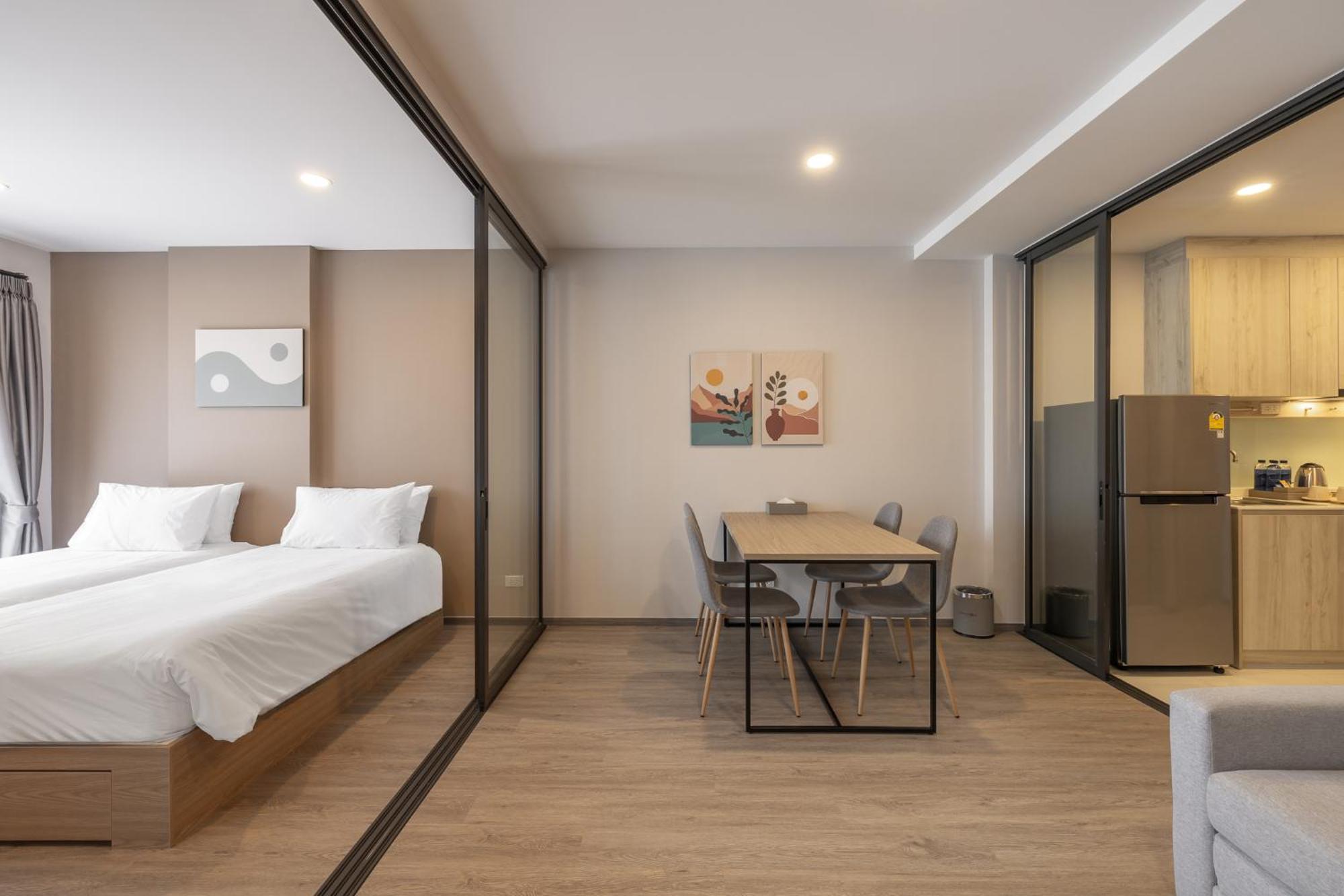 Salaya One Hotel & Service Apartment Exterior photo